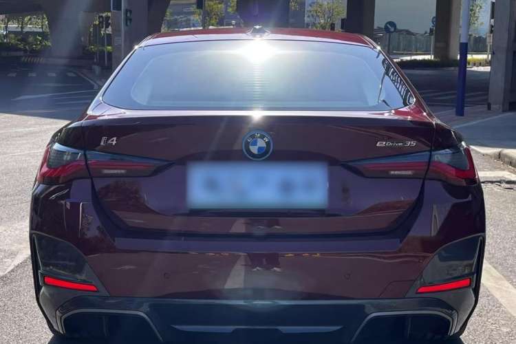 Used BMW i4 2023 eDrive35 Exterior 4