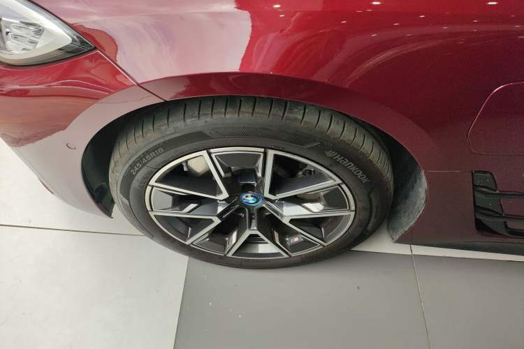 Used BMW i4 2023 eDrive35 Exterior 7