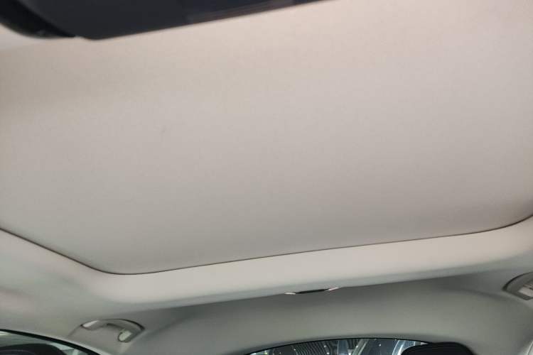 Used BMW i4 2023 eDrive35 Headliner