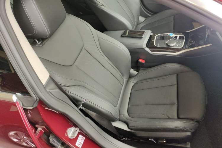 Used BMW i4 2023 eDrive35 Right Front Seat