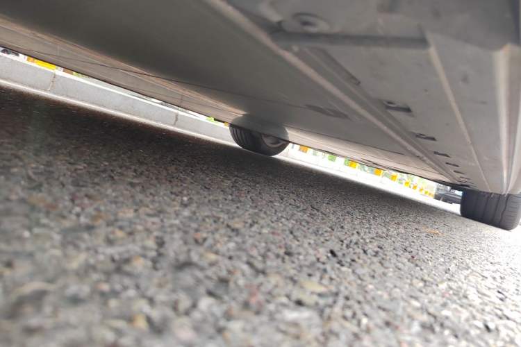 Used BMW i4 2023 eDrive35 Chassis Front Left