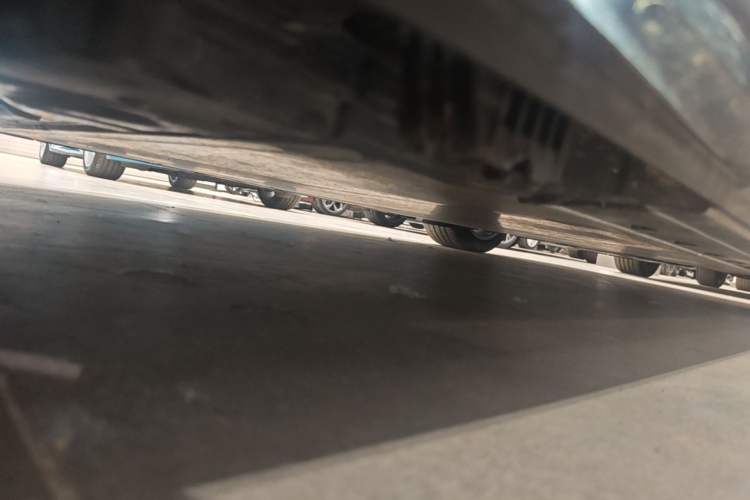 Used BMW i4 2023 eDrive35 Chassis Front Left
