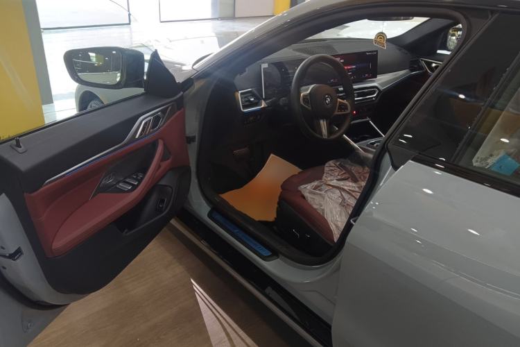 Used BMW i4 2023 eDrive40 Driver Seat