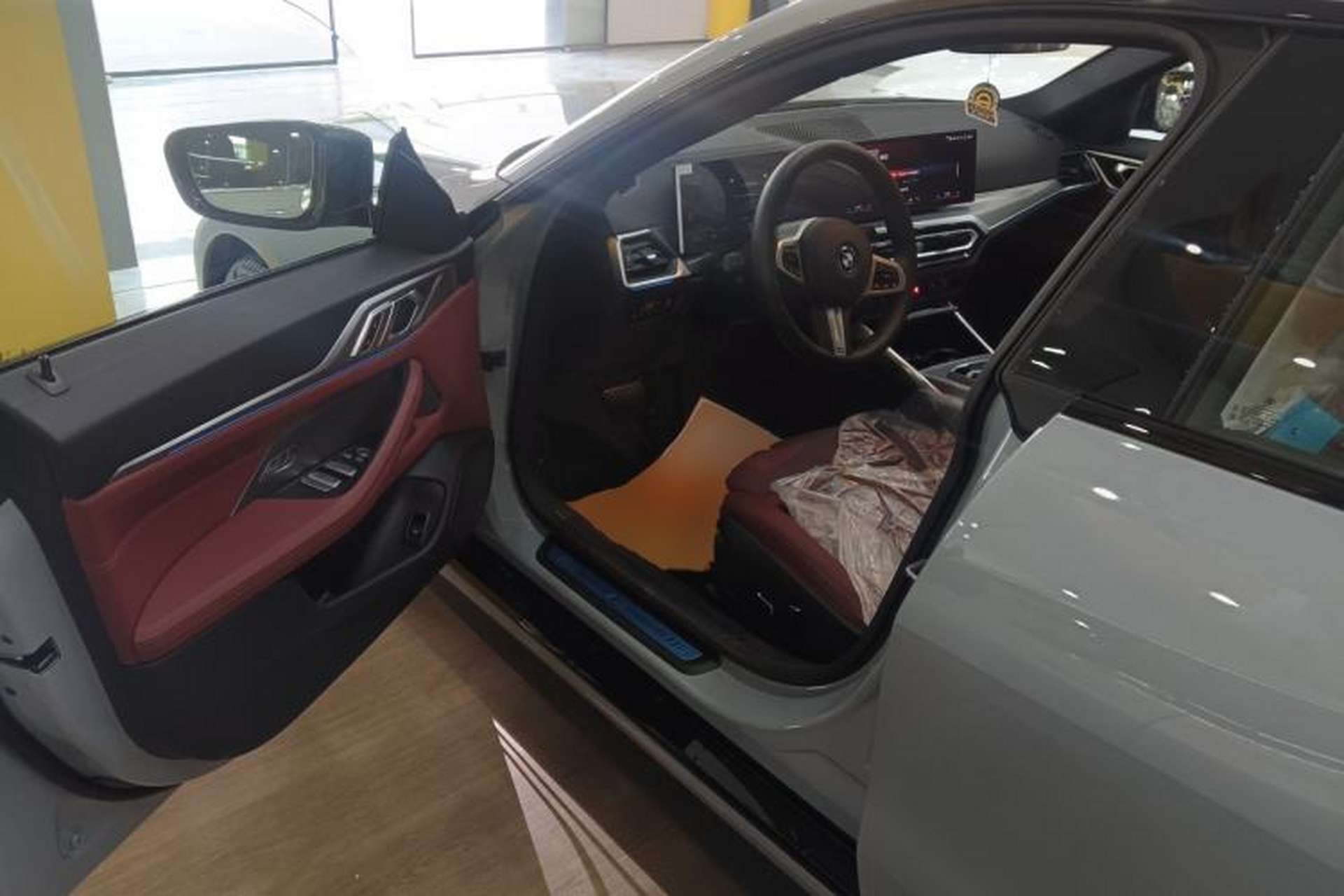Used BMW i4 2023 eDrive40 Driver Seat