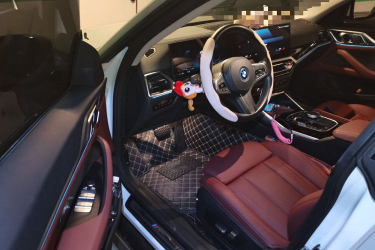 Used BMW i4 2023 eDrive35 Driver Seat