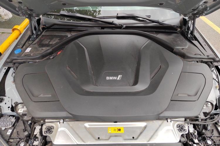 Used BMW i4 2023 eDrive35 Engine Bay