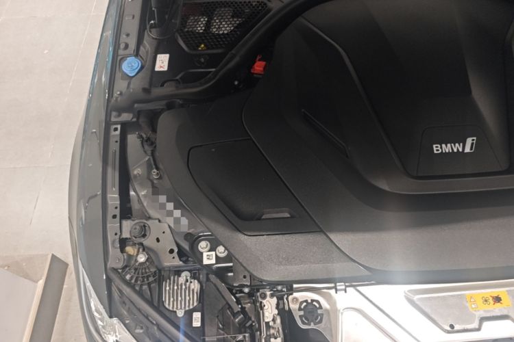 Used BMW i4 2023 eDrive35 Engine Bay Right