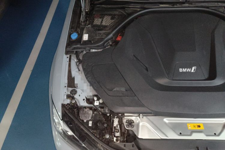Used BMW i4 2023 eDrive35 Engine Bay Right