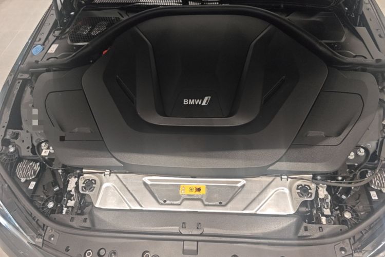 Used BMW i4 2023 eDrive35 Engine Bay
