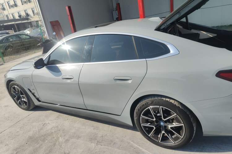 Used BMW i4 2023 eDrive35 Exterior 3