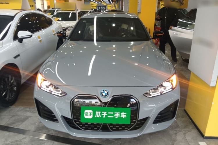 Used BMW i4 2023 eDrive40 Front