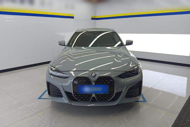 Used BMW i4 2023 eDrive35 Front