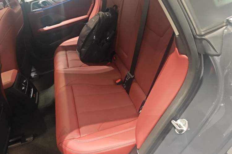 Used BMW i4 2023 eDrive35 Left Rear Seat