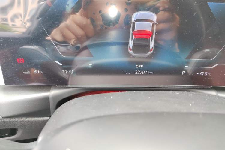 Used BMW i4 2023 eDrive35 Odometer Close Up