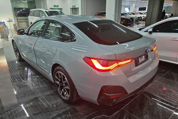 Used BMW i4 2023 eDrive40 Rear Left 45 Deg