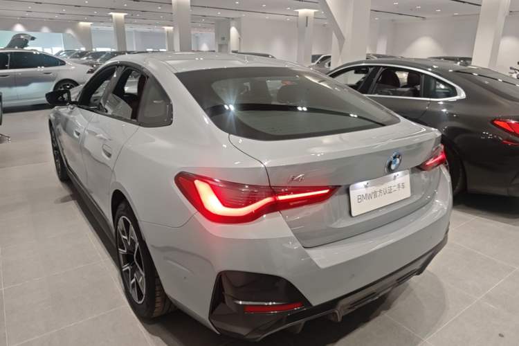 Used BMW i4 2023 eDrive40 Rear Left 45 Deg