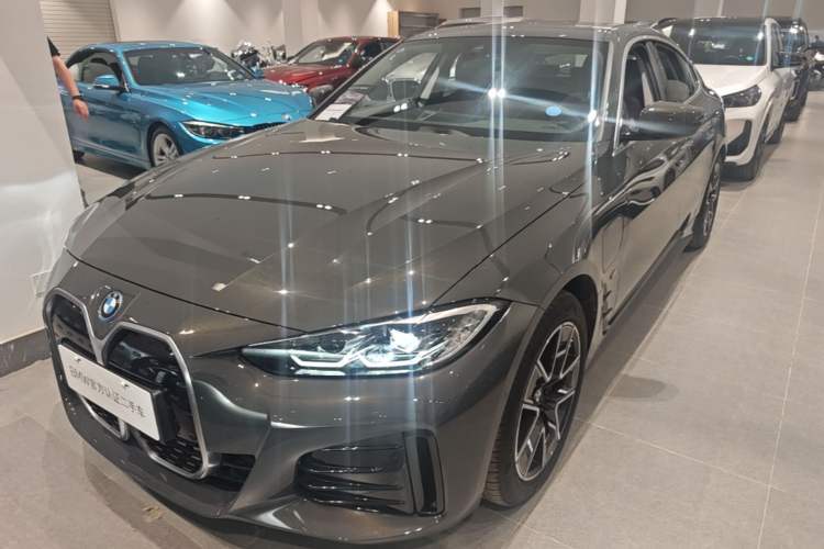 Used BMW i4 2023 eDrive35 Guazi used car, China used car export, Used car for sale, Used  cars, Cheapest cars for sale