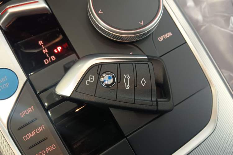 Used BMW i4 2023 eDrive40 Vehicle Key