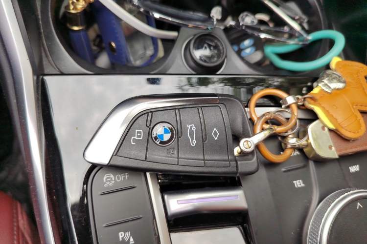 Used BMW i4 2023 eDrive35 Vehicle Key