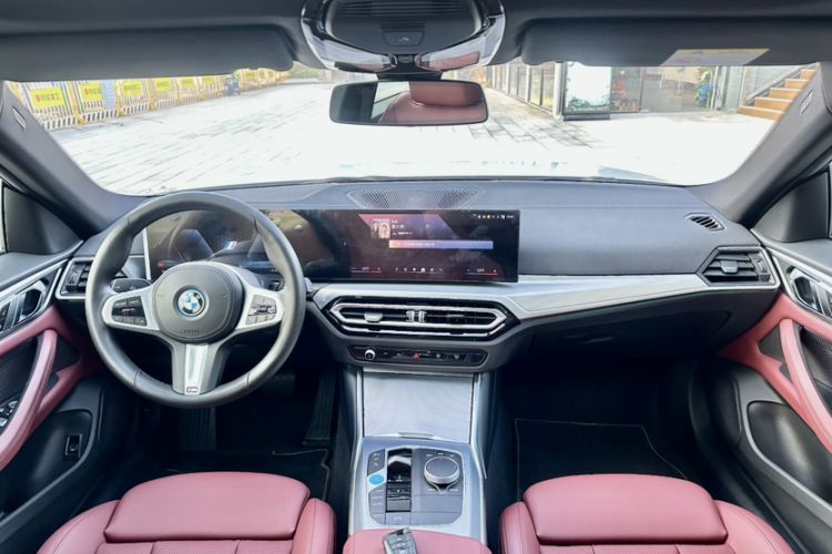 Used BMW i4 2023 eDrive40 Audio And AC Panel
