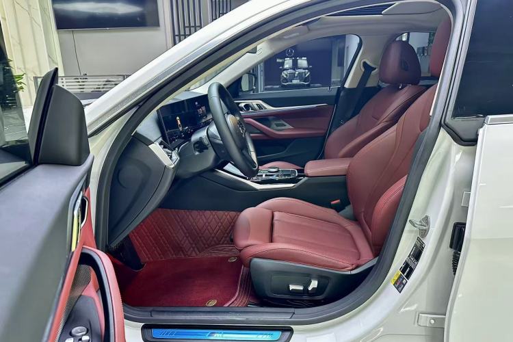 Used BMW i4 2023 eDrive35 Driver Seat