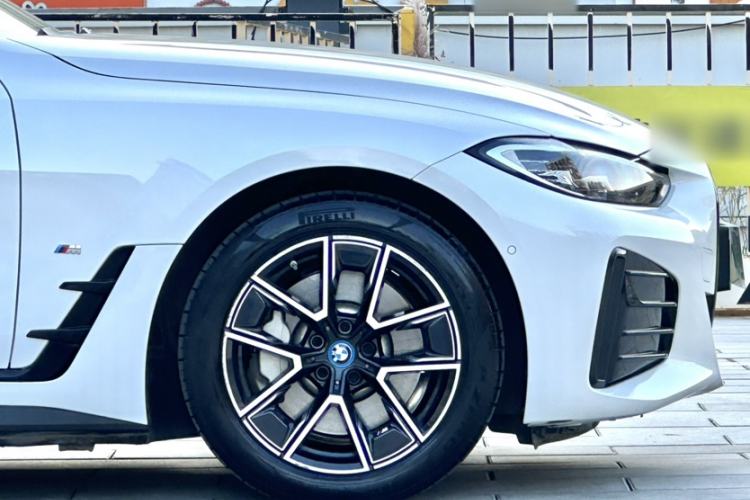 Used BMW i4 2023 eDrive40 Exterior 5