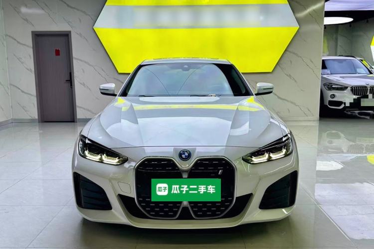 Used BMW i4 2023 eDrive35 Front