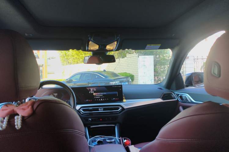 Used BMW i4 2023 eDrive40 Headliner