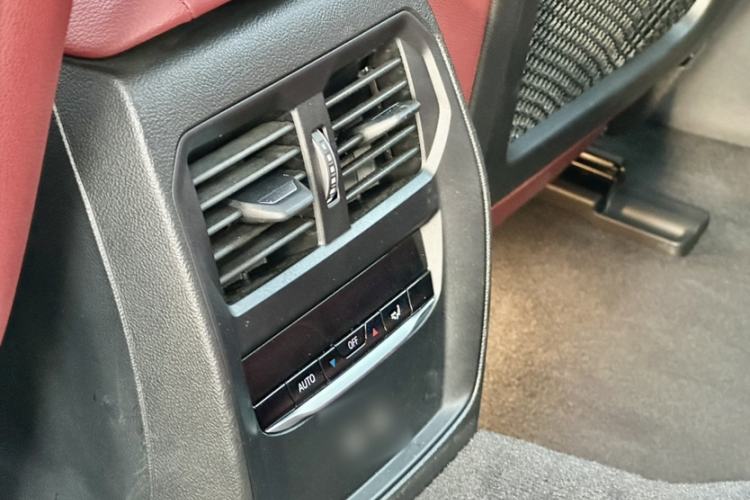 Used BMW i4 2023 eDrive40 Interior 7
