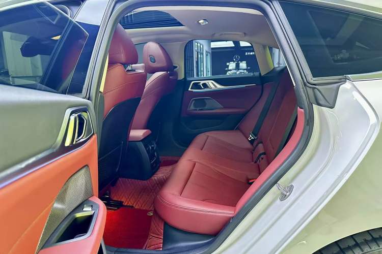 Used BMW i4 2023 eDrive35 Left Rear Seat
