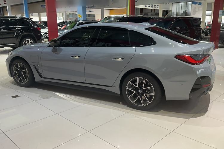 Used BMW i4 2025 eDrive40 Exterior 5