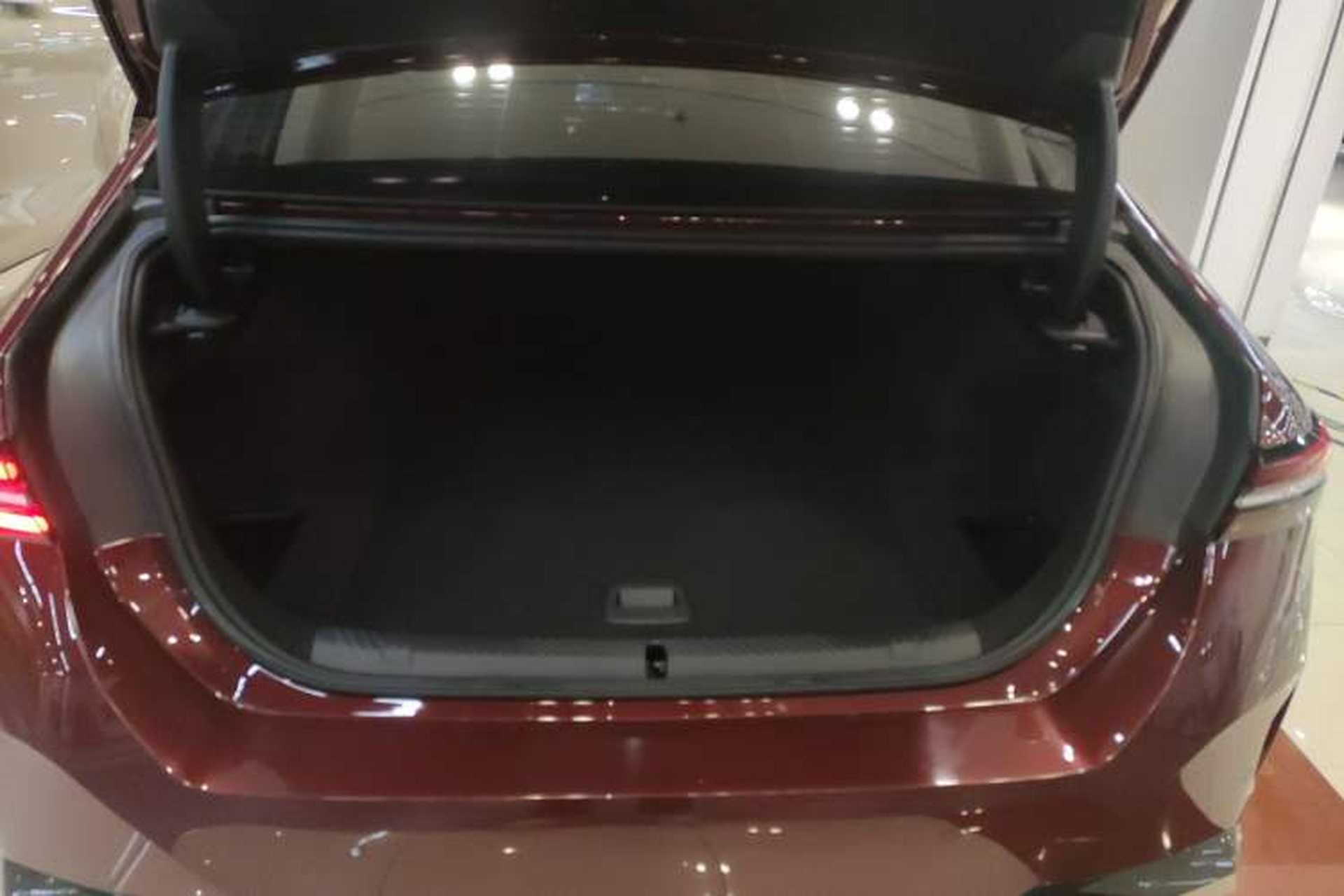 Used BMW i5 2024 eDrive 35L Luxury Model with M Sport Package Trunk