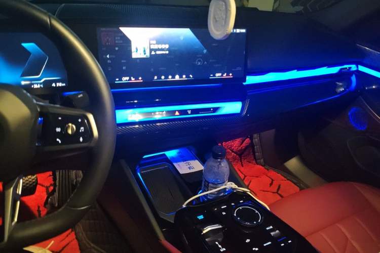 Used BMW i5 2024 eDrive 35L M Sport Package Audio And AC Panel