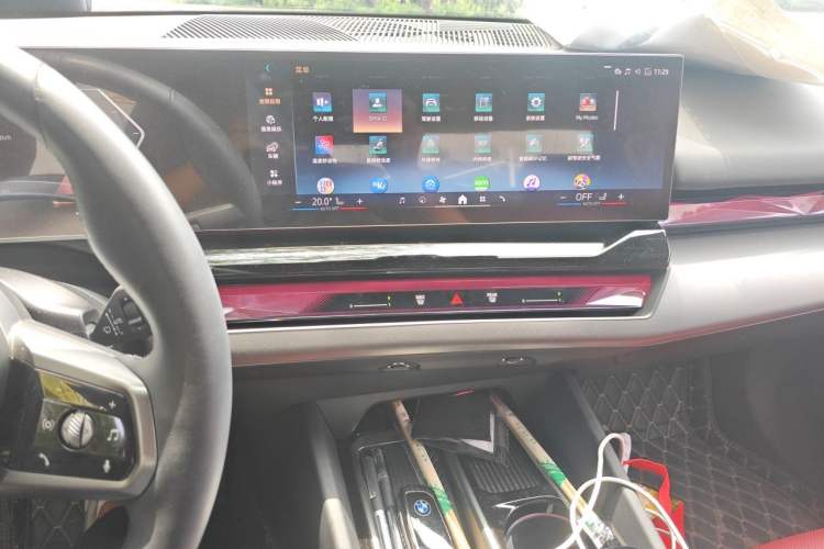 Used BMW i5 2024 eDrive 35L M Sport Package Audio And AC Panel