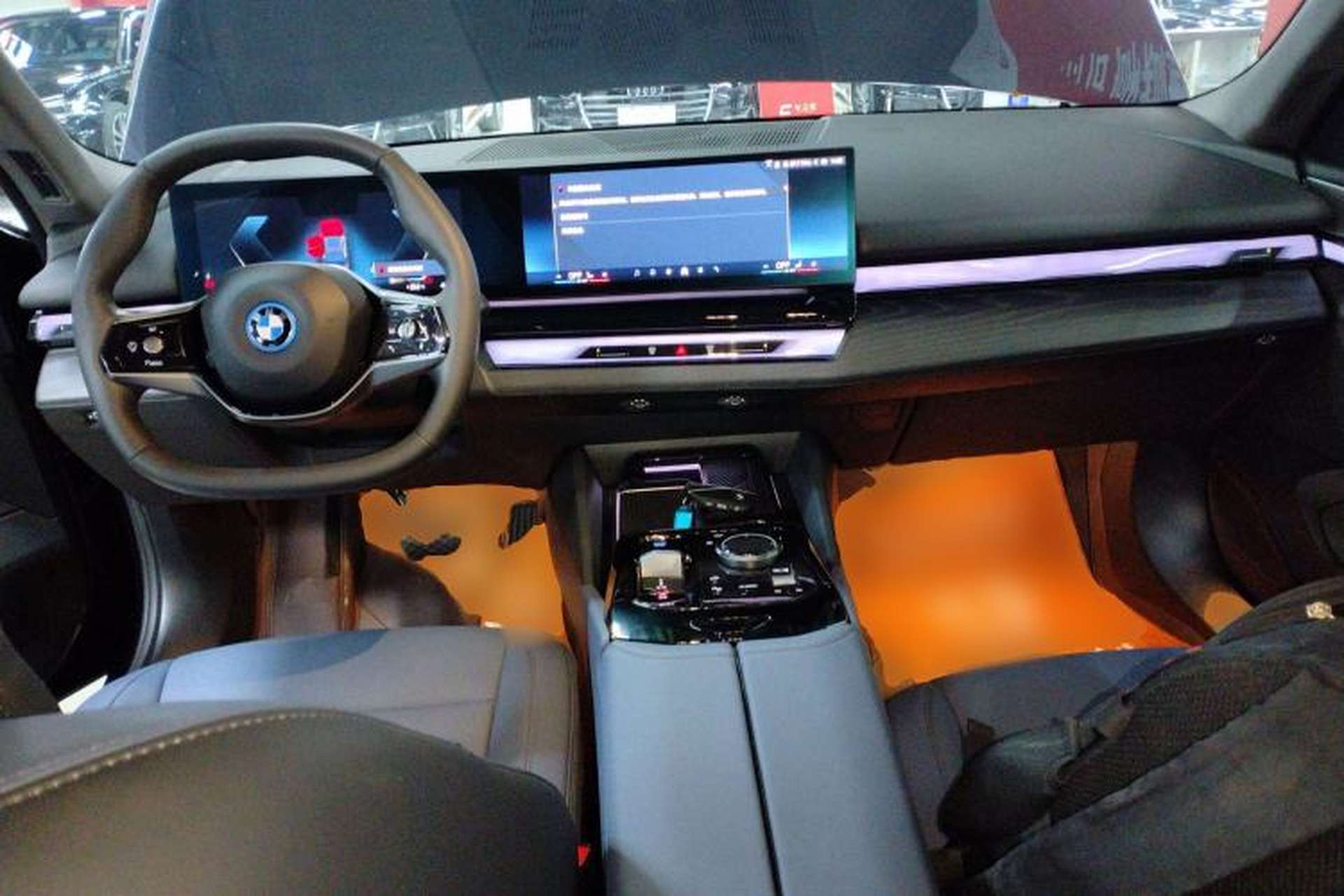 Used BMW i5 2024 eDrive 35L Prestige Luxury Package Center Console