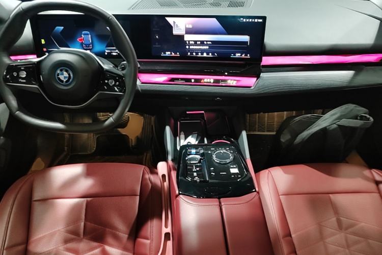 Used BMW i5 2024 eDrive 35L Prestige Luxury Package Center Console