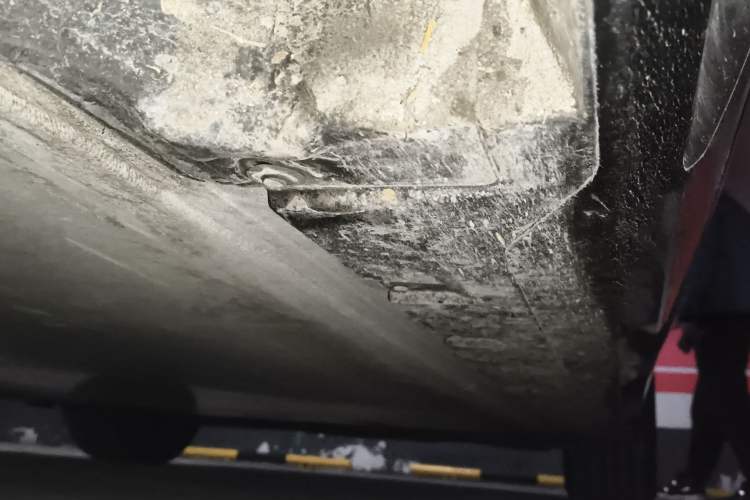Used BMW i5 2024 eDrive 35L M Sport Package Chassis Front Left