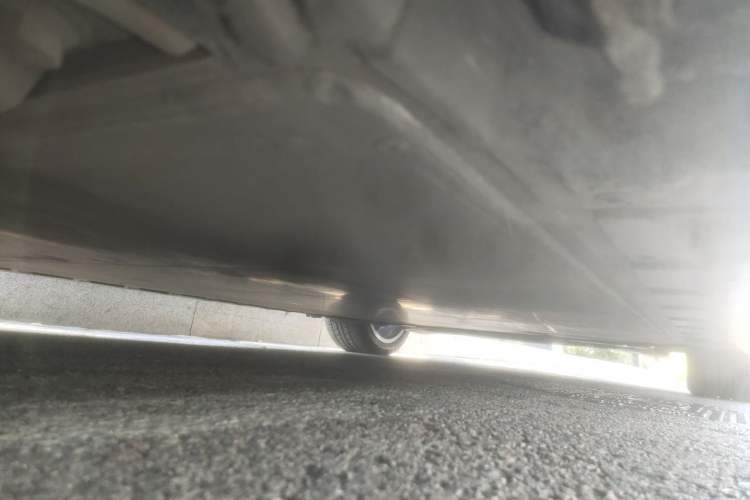 Used BMW i5 2024 eDrive 35L M Sport Package Chassis Front Left