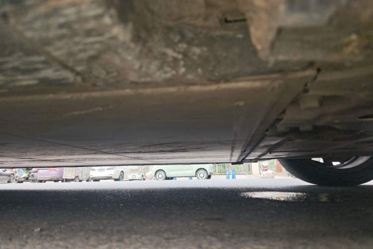 Used BMW i5 2024 eDrive 35L M Sport Package Chassis Front Right