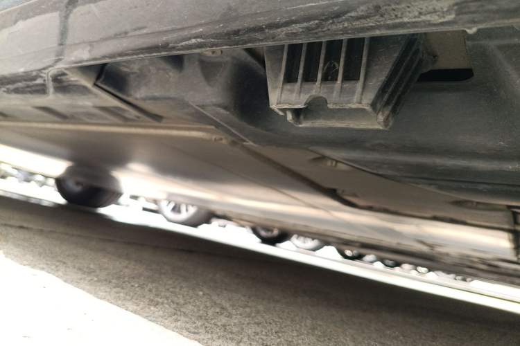 Used BMW i5 2024 eDrive 35L M Sport Package Chassis Rear Left