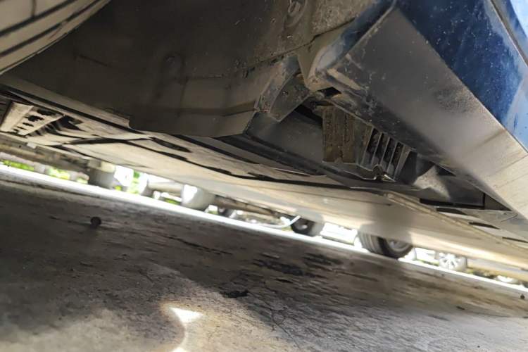 Used BMW i5 2024 eDrive 35L M Sport Package Chassis Rear Right