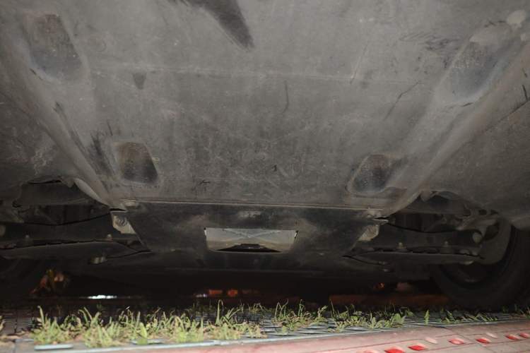 Used BMW i5 2024 eDrive 35L M Sport Package Chassis Rear
