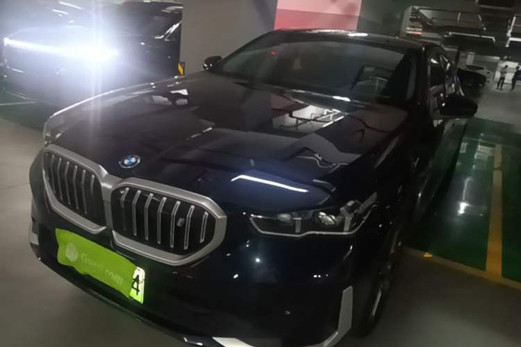 Used BMW i5 2024 eDrive 35L Prestige Luxury Package Guazi used car, China used car export, Used car for sale, Used  cars, Cheapest cars for sale
