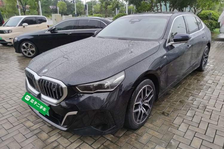 Used BMW i5 2024 eDrive 35L M Sport Package Guazi used car, China used car export, Used car for sale, Used cars, Cheapest cars for sale