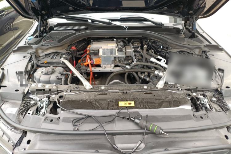 Used BMW i5 2024 eDrive 35L M Sport Package Engine Bay