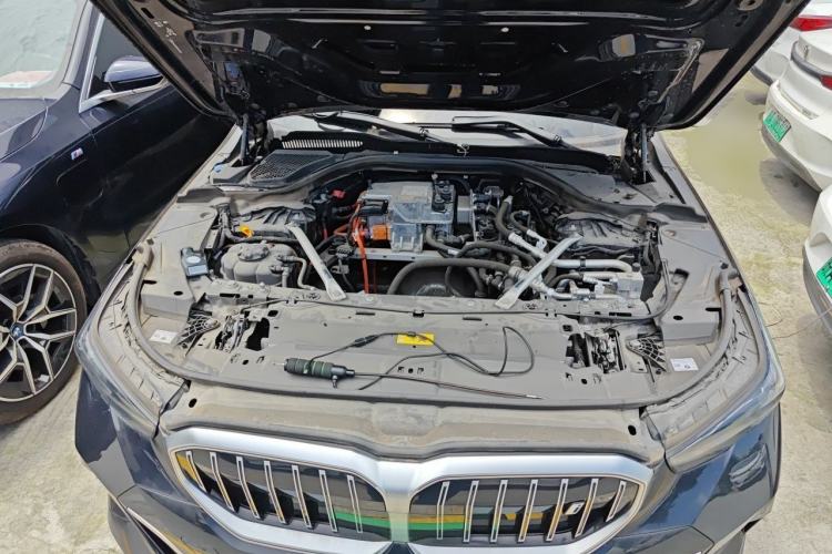 Used BMW i5 2024 eDrive 35L M Sport Package Engine Bay