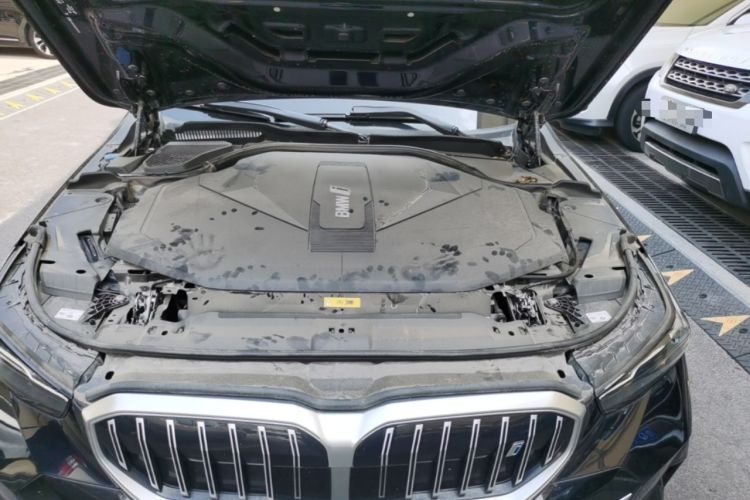 Used BMW i5 2024 eDrive 35L M Sport Package Engine Bay