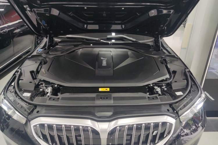 Used BMW i5 2024 eDrive 35L Prestige Luxury Package Engine Bay