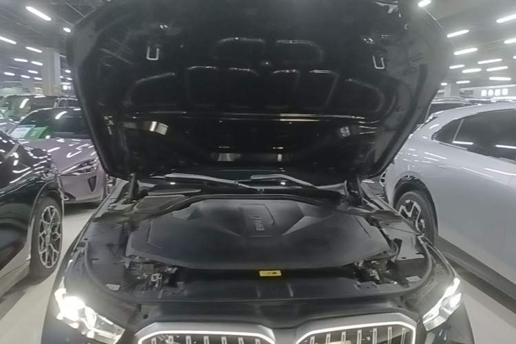 Used BMW i5 2024 eDrive 35L M Sport Package Engine Bay