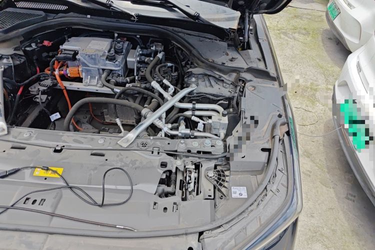 Used BMW i5 2024 eDrive 35L M Sport Package Engine Bay Left